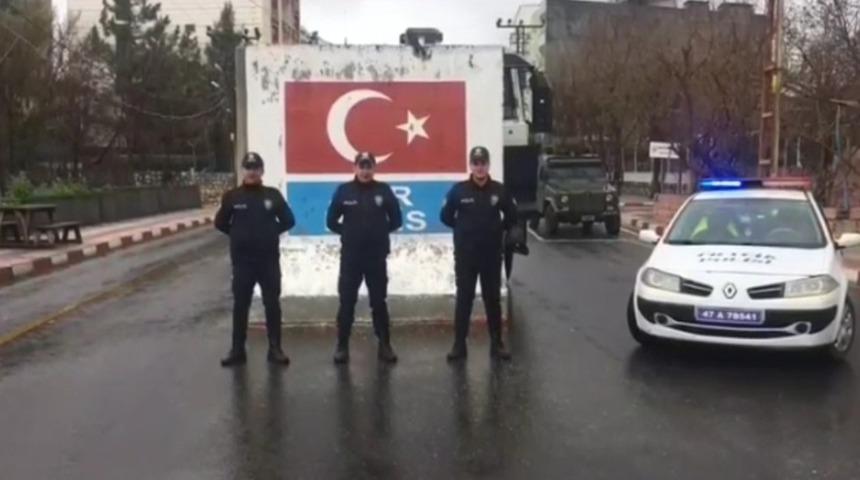 Mazıdağı polisinden &rsquo;evde kal&rsquo; &ccedil;ağrısı