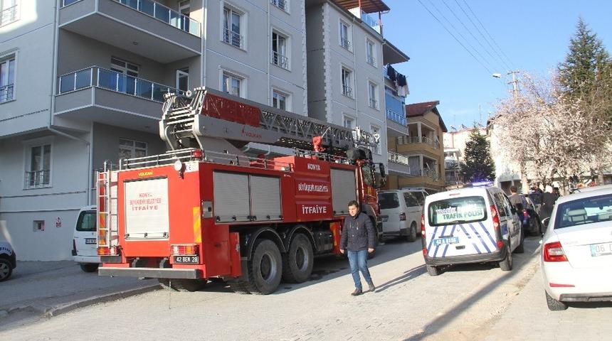 Elektrik panosundaki yangın büyümeden söndürüldü
