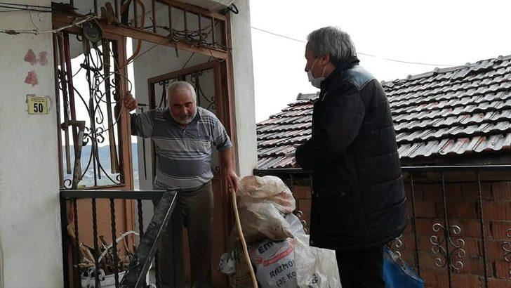 Başkan Şahin yaşlıları ziyaret edip dualarını aldı G2
