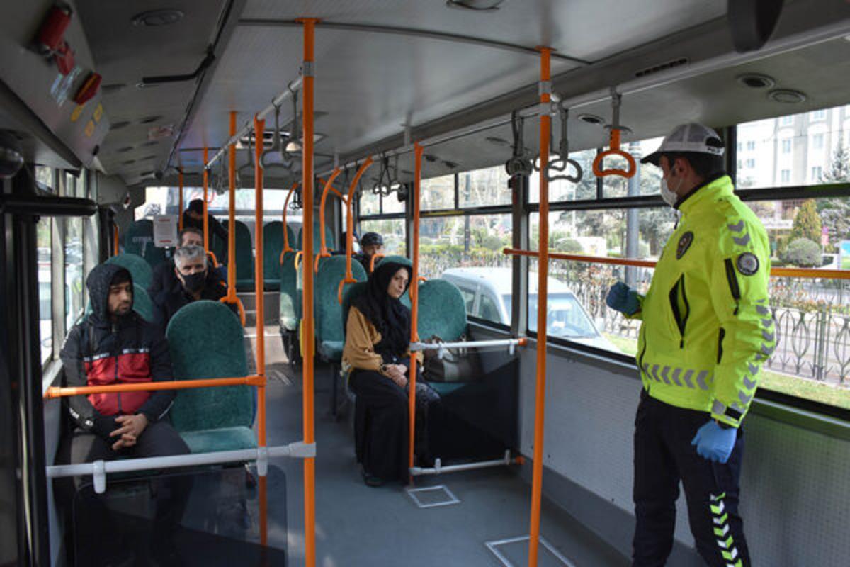 İstanbul'da toplu taşıma ara&ccedil;ları tek tek kontrol ediliyor