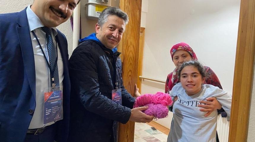 El işi ipi bitince vali g&ouml;nderdi