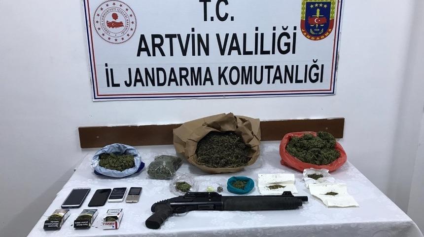 Koronavir&uuml;s  kararlarına uymayanlara jandarmadan idari para cezası