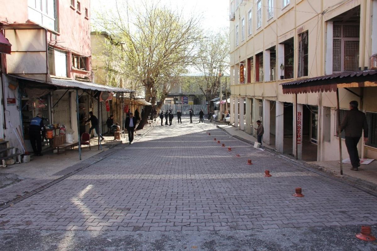 Adıyaman T&uuml;t&uuml;nc&uuml;ler Pazarı boş kaldı