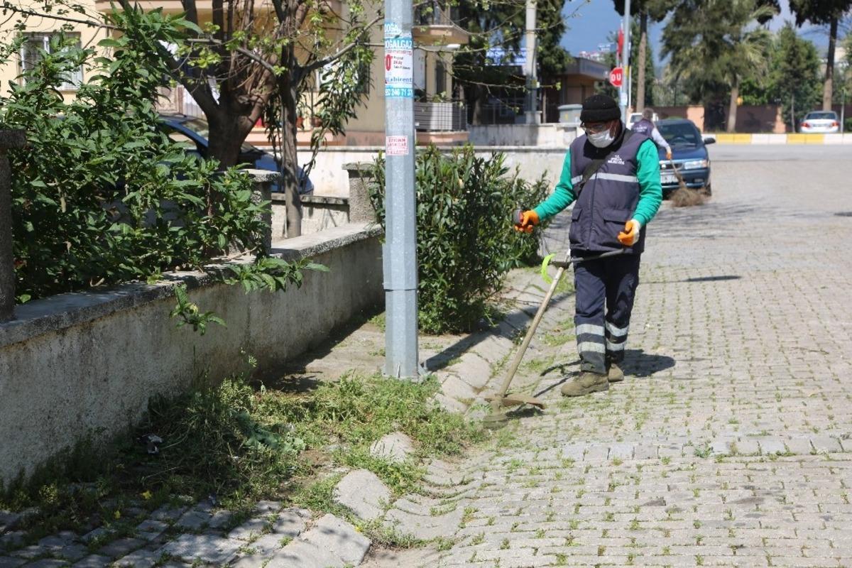 Efeler&rsquo;de bahar temizliği