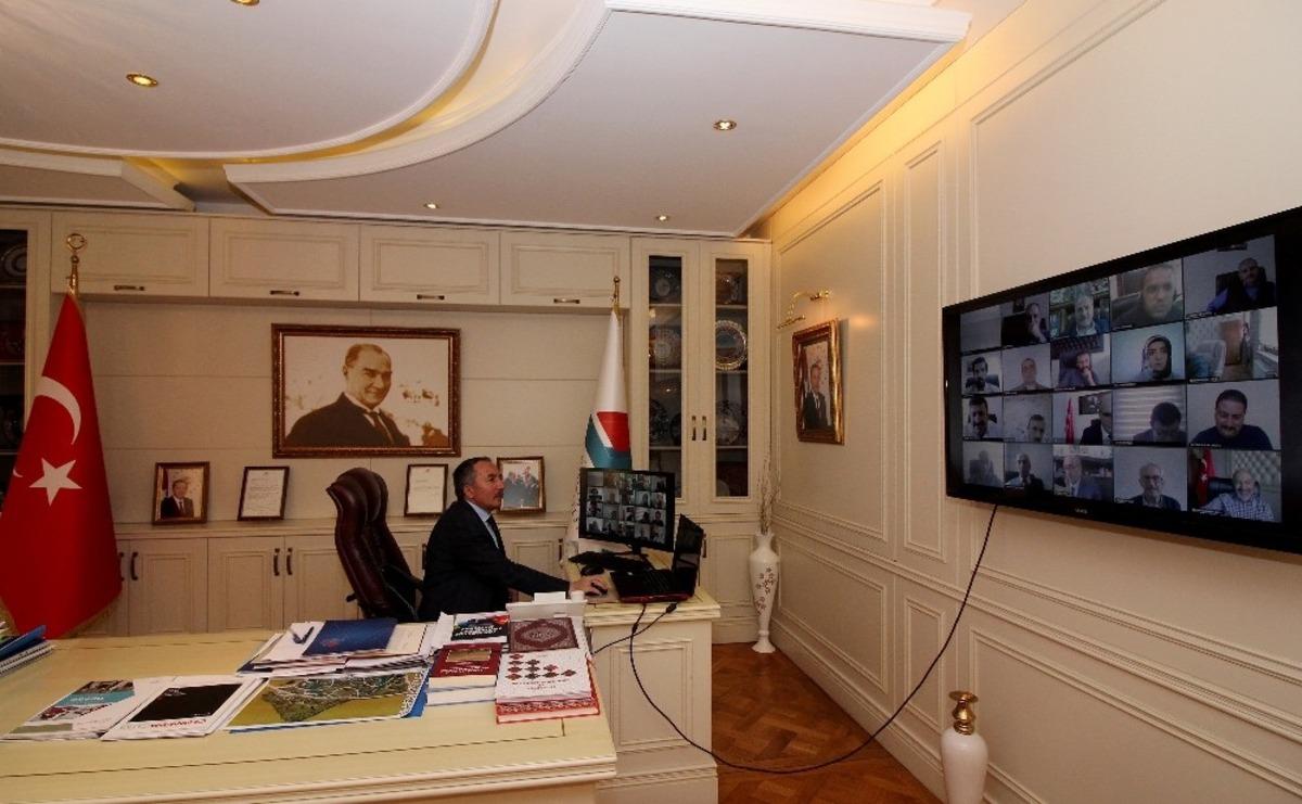 Aİ&Ccedil;&Uuml;&rsquo;de Senato Toplantısı telekonferans y&ouml;ntemiyle yapıldı