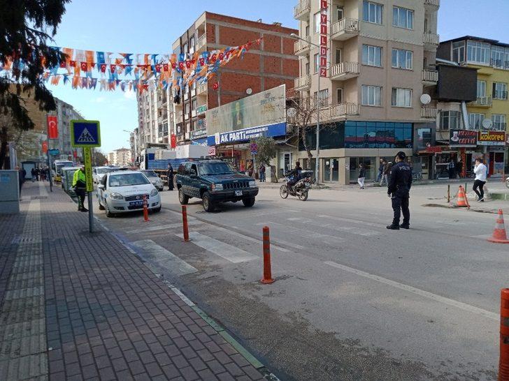 Bursalılar evde kalmayınca emniyet tedbirleri artırdı G4