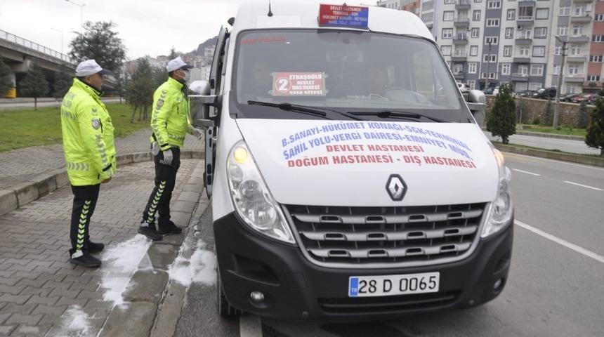 Dolmuşların yolcu sayısında Korona vir&uuml;s denetimi