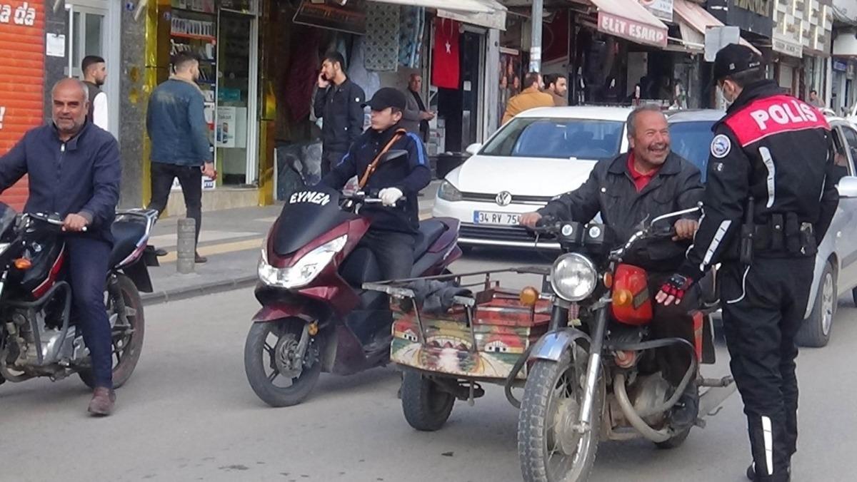 Kilis&rsquo;te vatandaşlar &lsquo;evde kal&rsquo; &ccedil;ağrısına uymuyor