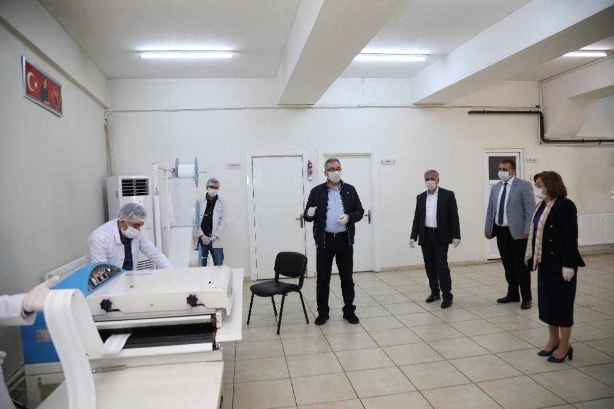 Başkan Şahin GASMEK&rsquo;te maske dikti