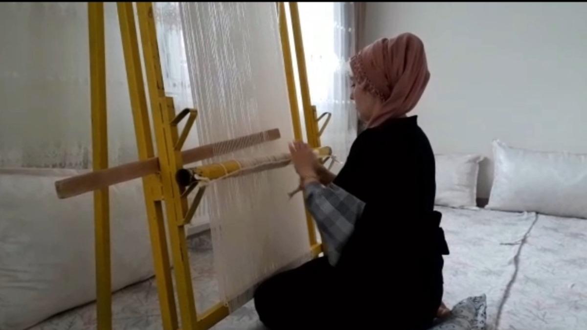 Uludere&rsquo;de kadınlar evde kalarak &uuml;retmeye devam ediyor