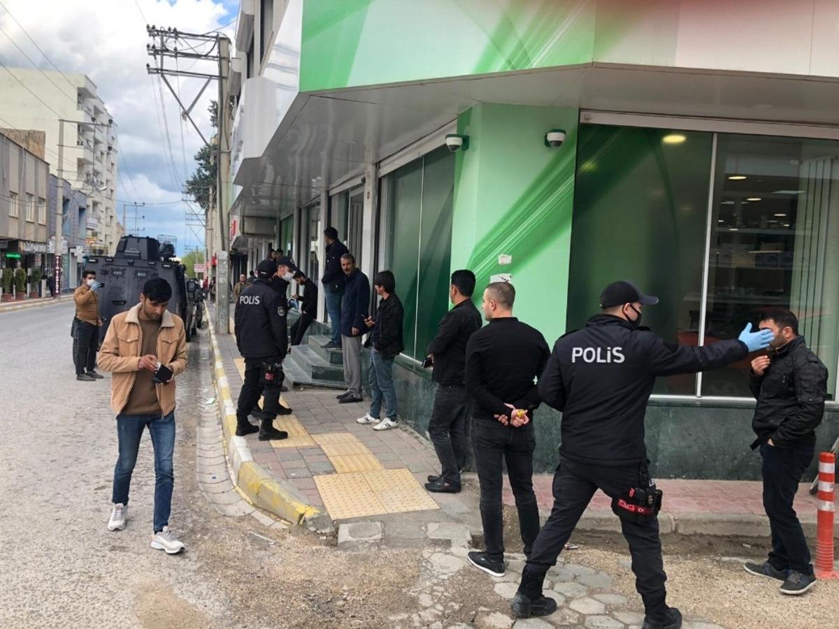 Nusaybin emniyeti korona vir&uuml;s &ouml;nlemleri i&ccedil;in seferber oldu