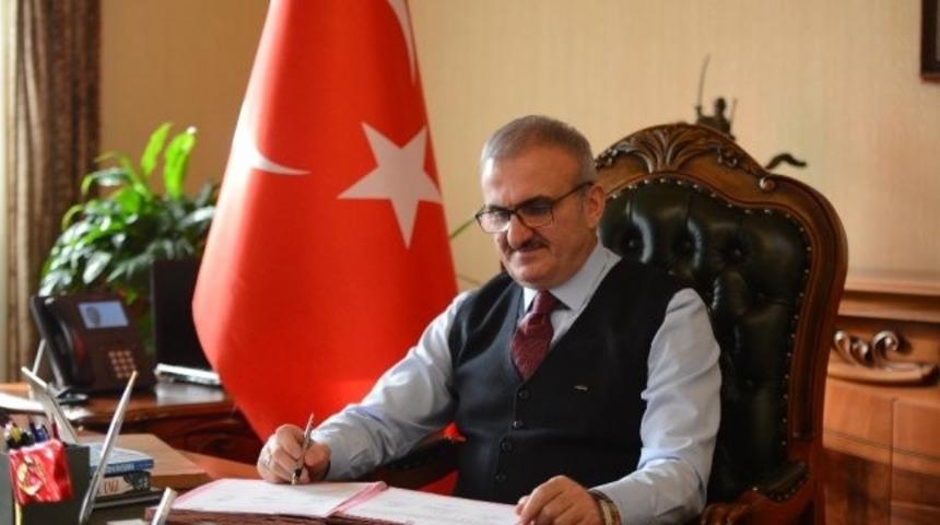 Antalya Valisi Karaloğlu’ndan "Milli Dayanışma Kampanyası"na destek