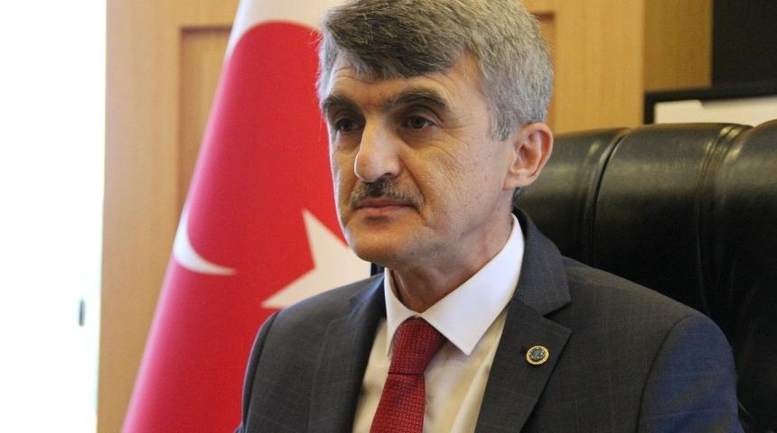 Rekt&ouml;r Uysal&rsquo;dan &rsquo;Milli Dayanışma Kampanyası&rsquo;na bir maaşla destek