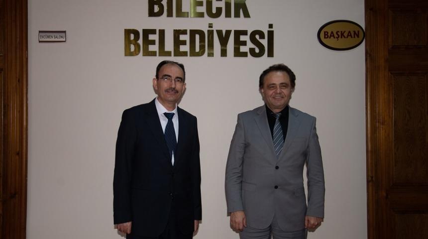 Rekt&ouml;r Baydemir&rsquo;den Belediye Başkanı Şahin&rsquo;e iadeyi ziyaret