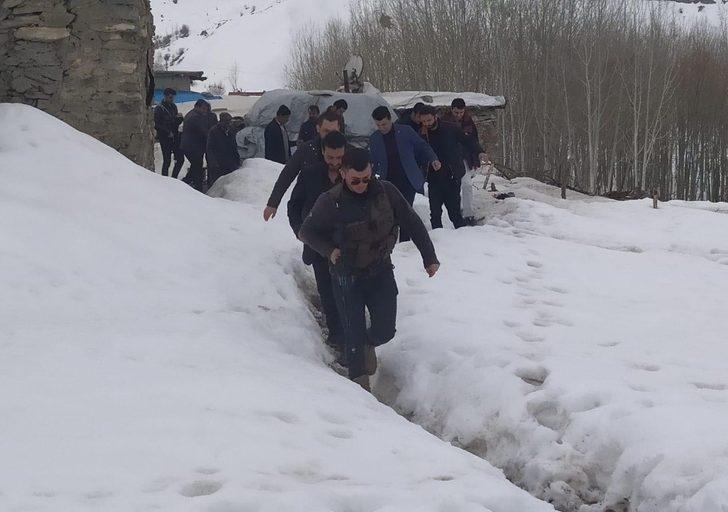 Başkan Şeylan, 22 kilometre kısalacak yolda incelemelerde bulundu G2