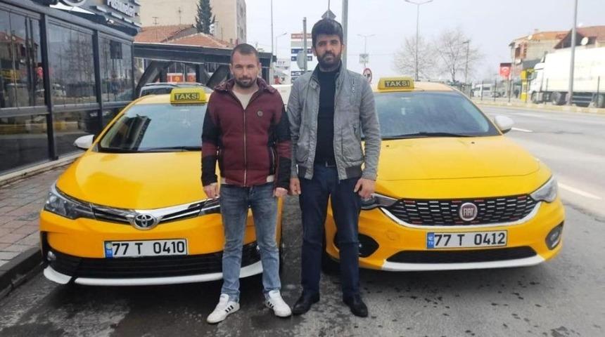 Taksicilerden örnek davranış….. 65 yaş üstü vatandaşlara ücretsiz hizmet