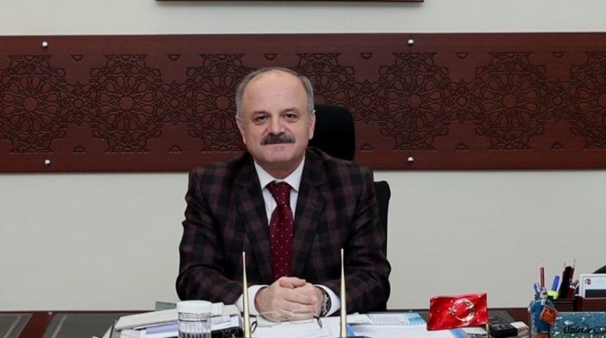 Vali &Ouml;zdemir &Ccedil;akacak&rsquo;tan &ldquo;II. İn&ouml;n&uuml; Zaferi&rdquo; kutlama mesajı