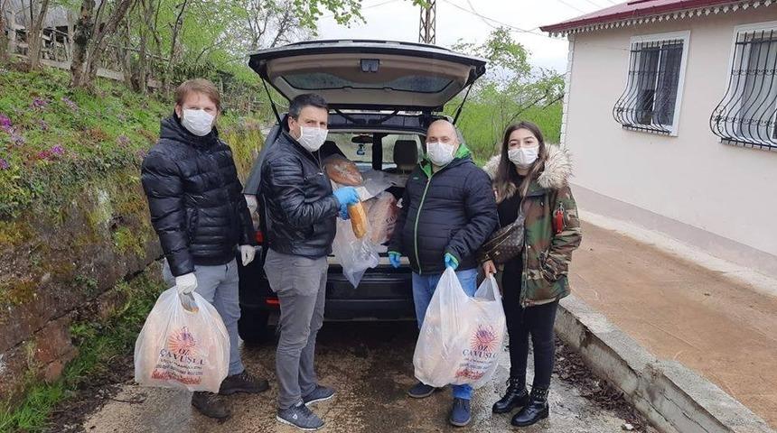 Giresun’un Espiye ilçesinde genç iş adamlarından örnek davranış