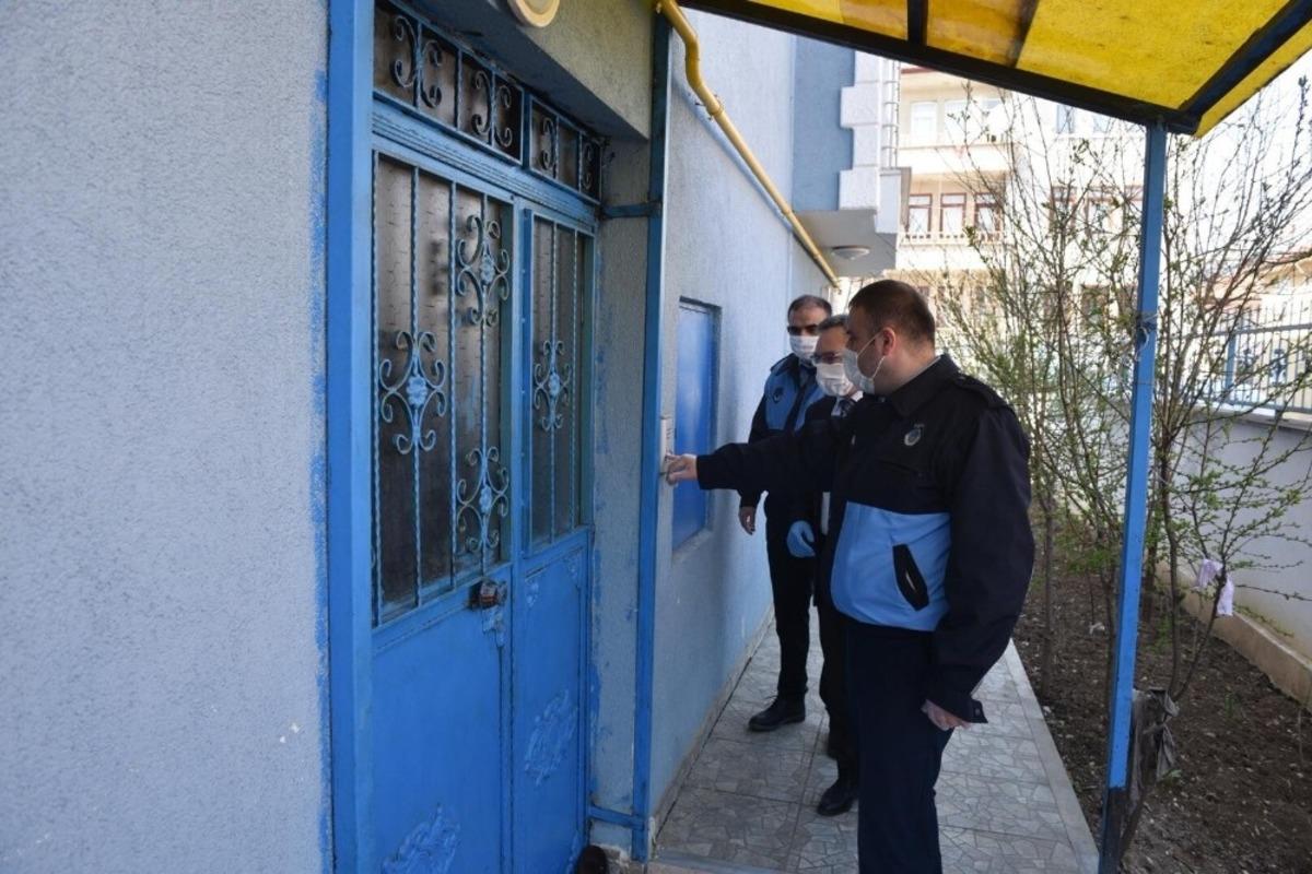 Taşk&ouml;pr&uuml;&rsquo;de Vefa Destek Grubu halkın ihtiya&ccedil;larını karşılıyor