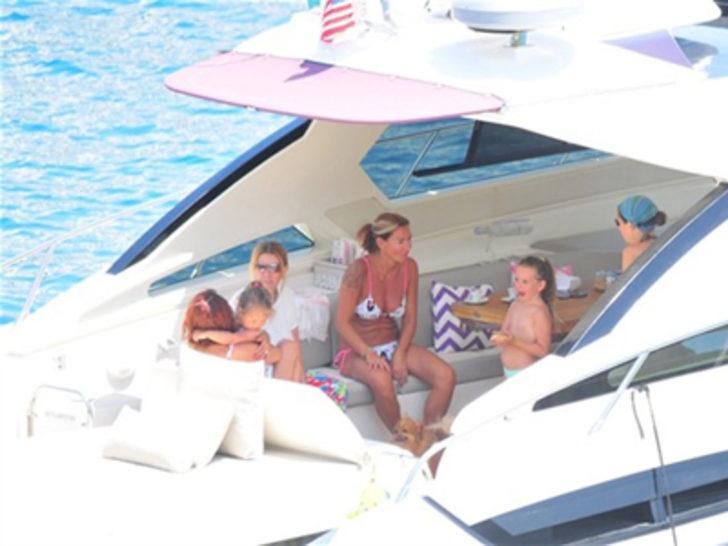 Pınar Altuğ'un tekne keyfi G5