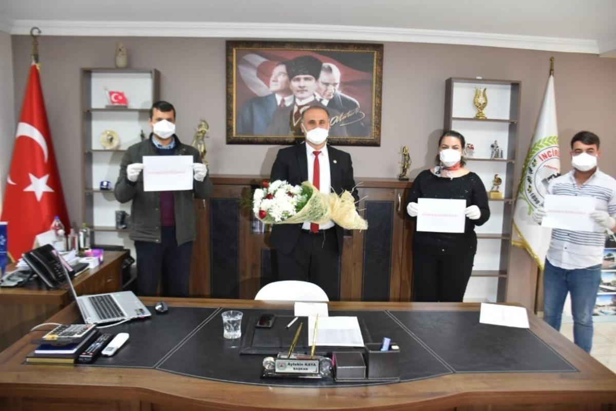 1. yılını dolduran Başkana sosyal mesafeli ziyaret