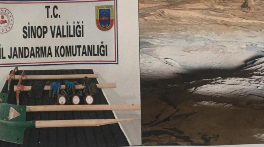 Sinop&rsquo;ta izinsiz kazı operasyonunda 5 kişiye su&ccedil;&uuml;st&uuml;
