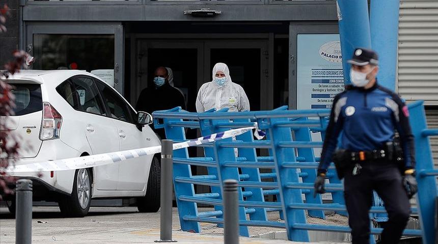 D&uuml;nya genelinde koronavir&uuml;sten hayatını kaybedenlerin sayısı 40 bini aştı