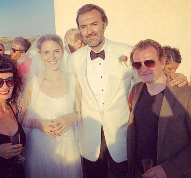 Hazal Kaya sevgilisiyle düğünde G4