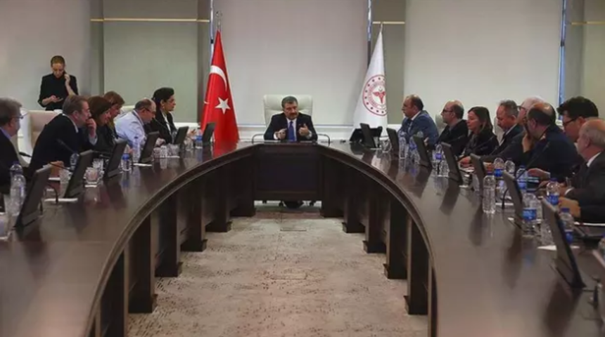 Koronavir&uuml;s Bilim Kurulu 13:30'da toplanacak