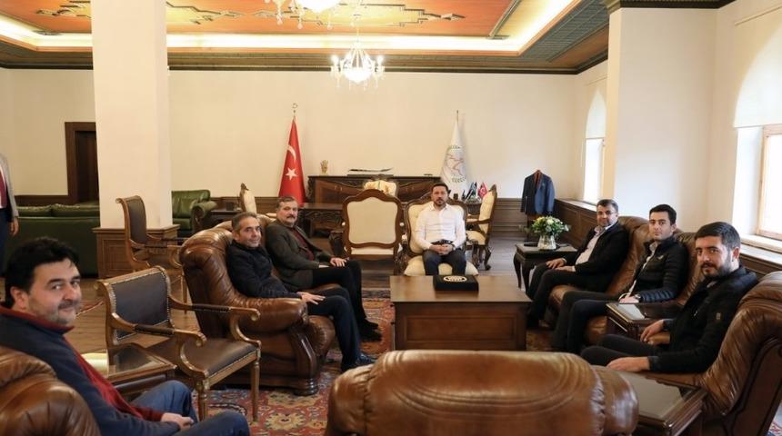 Belediye Meclis &uuml;yeleri &ldquo;G&ouml;n&uuml;l Kumbarası&rdquo; iyilik harekatına destek verdi