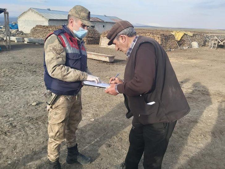 Arpaçay’da 65 yaş üstü vatandaşların ihtiyaçları karşılanıyor G1