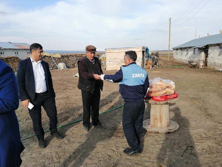 Arpaçay’da 65 yaş üstü vatandaşların ihtiyaçları karşılanıyor G3