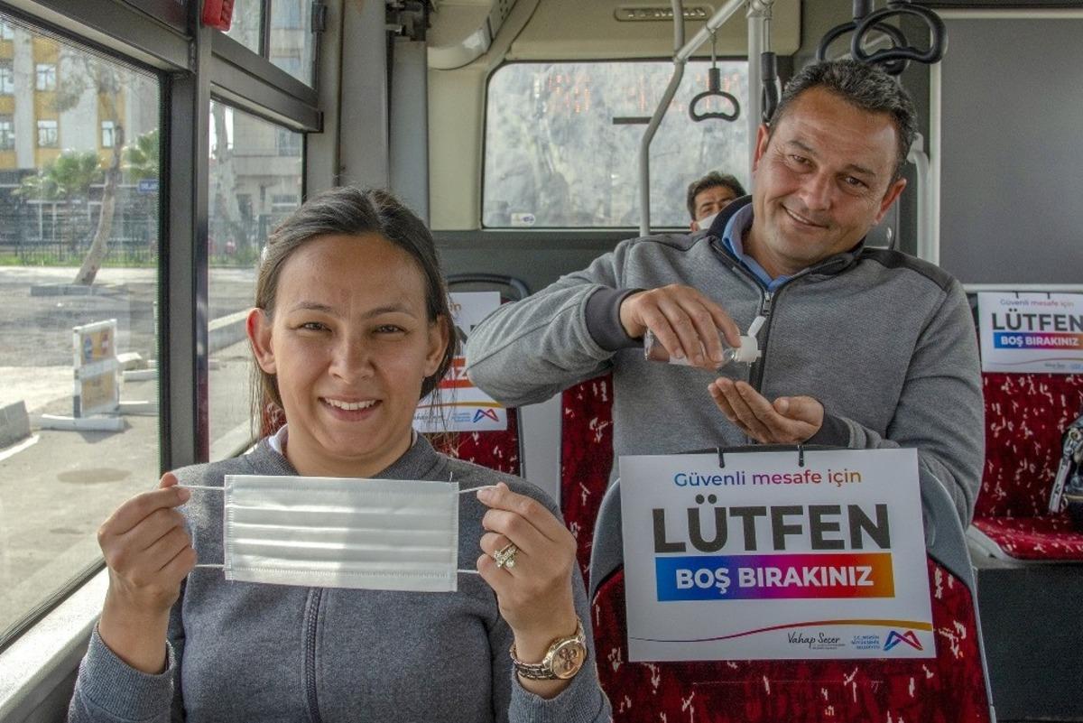 Sağlık paketleri vatandaşlara ulaştırılmaya başlandı