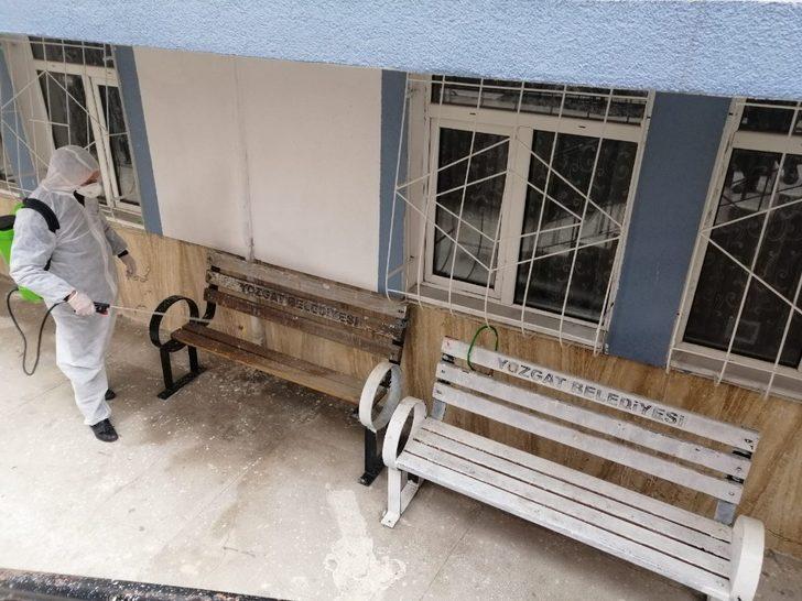 Yozgat Belediyesi apartmanları ücretsiz dezenfekte ediyor G2