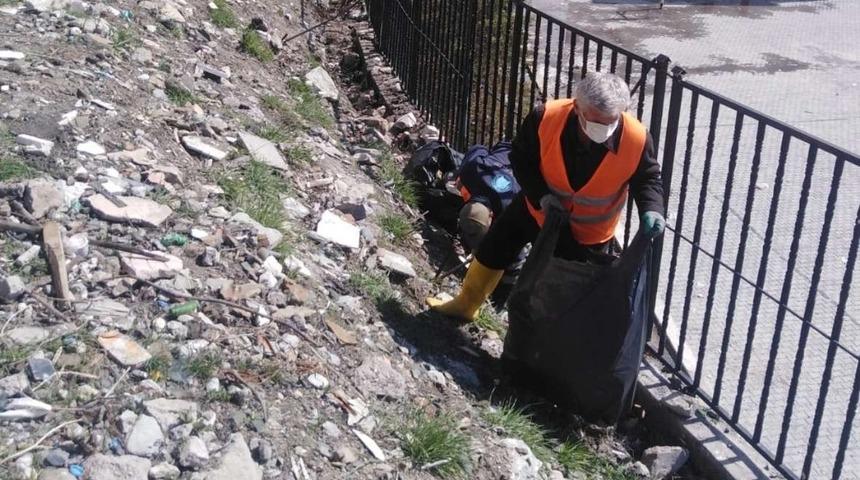 Hakkari Belediyesinden temizlik &ccedil;alışması