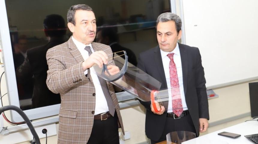 Niğde&rsquo;de sağlık&ccedil;ılar i&ccedil;in siper yaptılar