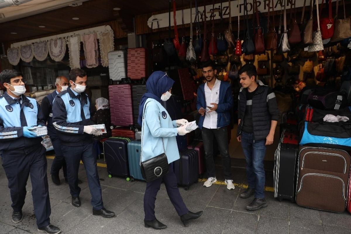 Diyarbakır&rsquo;da esnaf ve vatandaşlara korona vir&uuml;s bilgilendirmesi