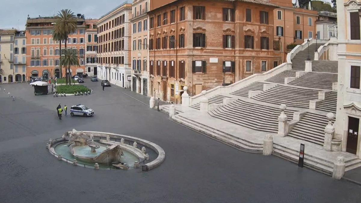 D&uuml;nyanın koronavir&uuml;s nedeniyle ıssızlaşan kentleri