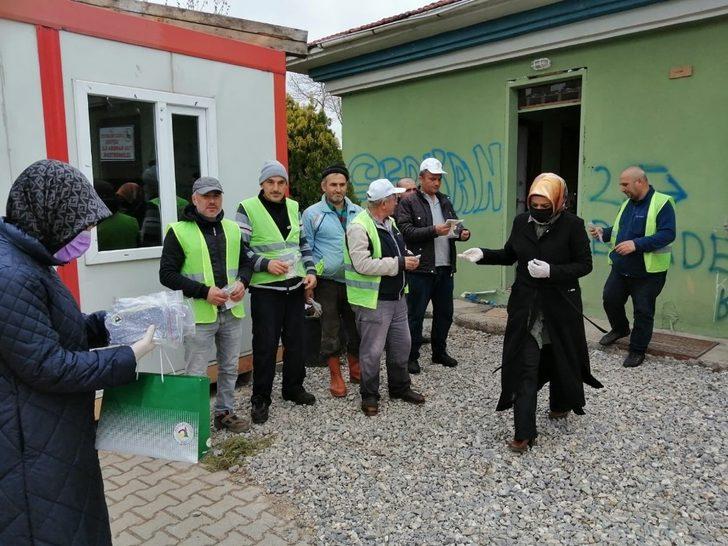 Düzce Belediyesi maske üretimine başladı G3