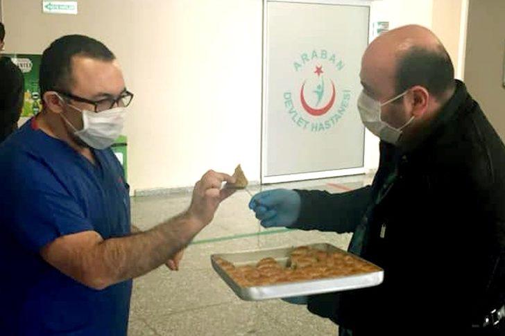 Sağlık görevlilerine baklava dopingi G2