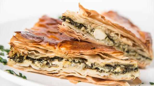 Ispanaklı börek tarifi