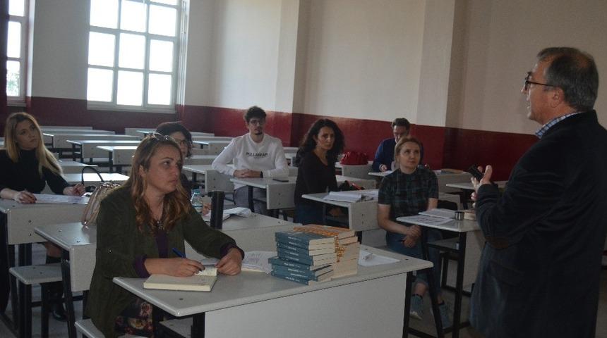 AD&Uuml;&rsquo;de uzaktan eğitim s&uuml;r&uuml;yor