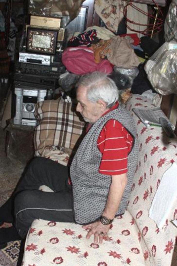 Remzi Gündeş kızı Ebru Gündeş'e sahip çıktı G2