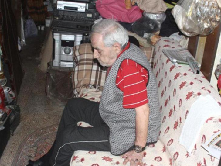 Remzi Gündeş kızı Ebru Gündeş'e sahip çıktı G3