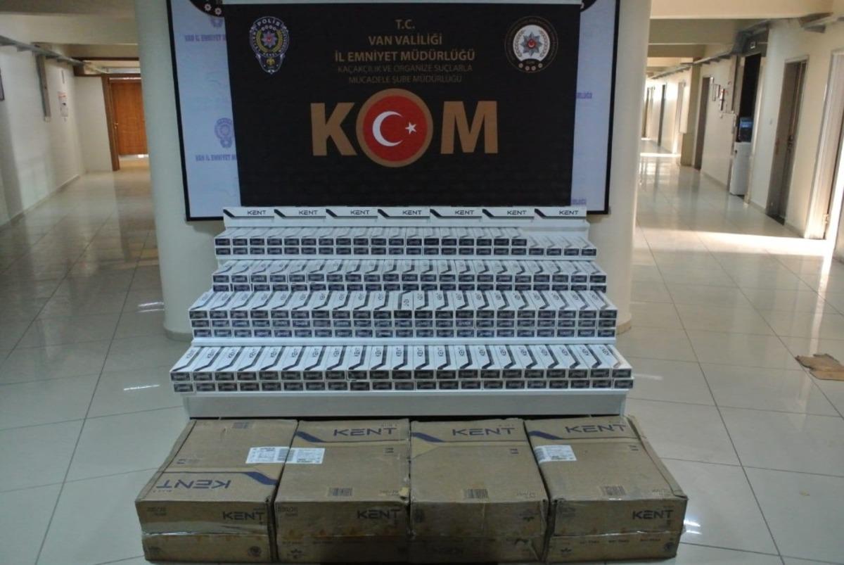 Van&rsquo;da 53 bin 912 paket ka&ccedil;ak sigara ele ge&ccedil;irildi