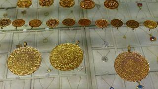 Altına yatırım yapanlar dikkat! 'Yastık altındaki altınları bozdurmayın'