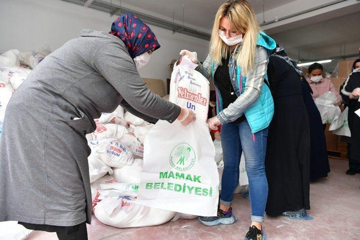 Mamak’tan 65 yaş üstüne gıda ve hijyen paketi G2