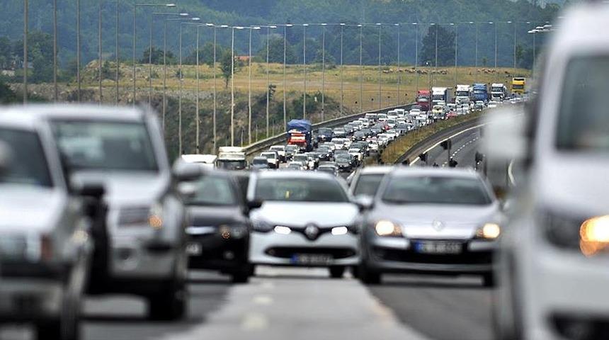 Araçlar için yeni düzenleme! Resmi Gazete'de yayımlandı: Takip, kamera ve acil durum butonu zorunlu olacak