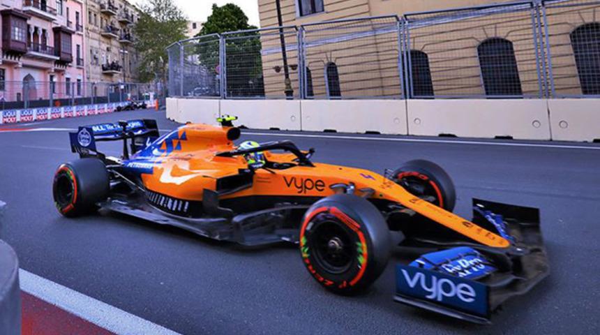 McLaren, s&uuml;r&uuml;c&uuml;leri Norris ve Sainz'ın maaşlarında kesintiye gitti