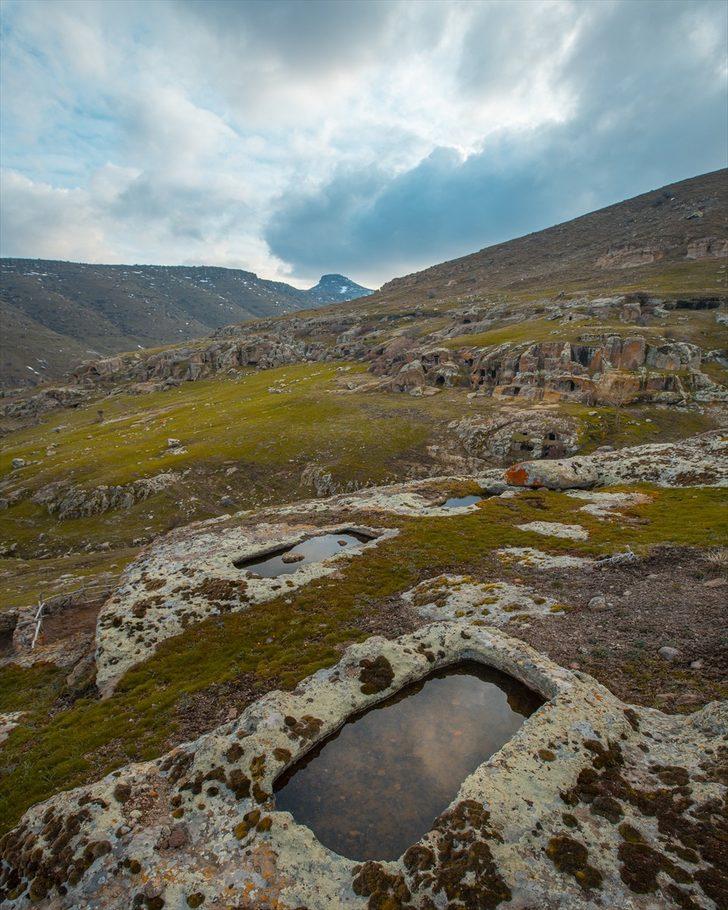 'Bininler Kaya Evleri' Afyonkarahisar'ın tarihini günümüze taşıyor G5